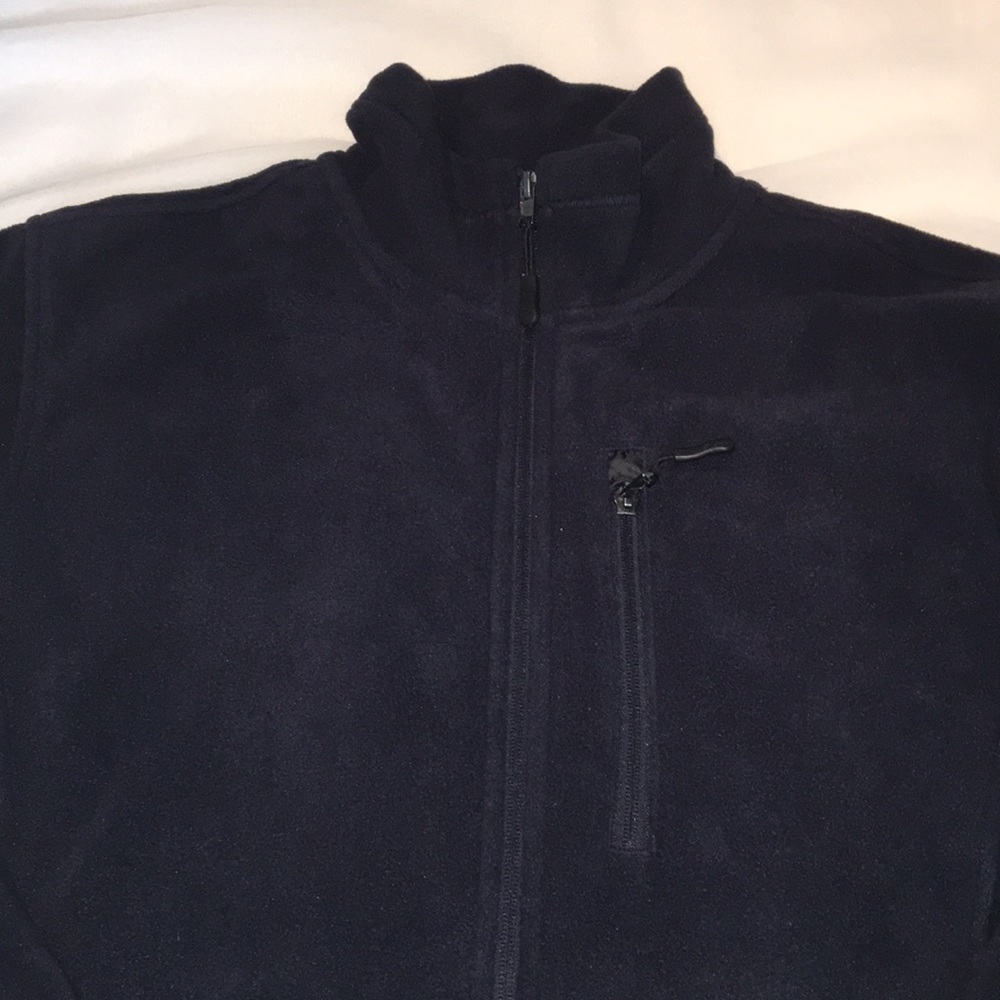 London Fog sz M, navy fleece zip up jacket